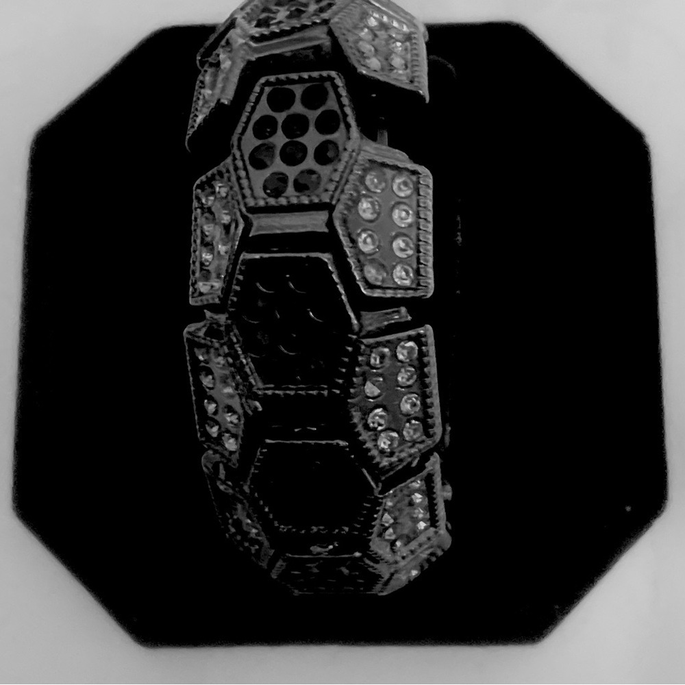 Stretch Black Bangle Hematite & Clear crystal Pave Geometric Statement Bracelet - Picture 8 of 9